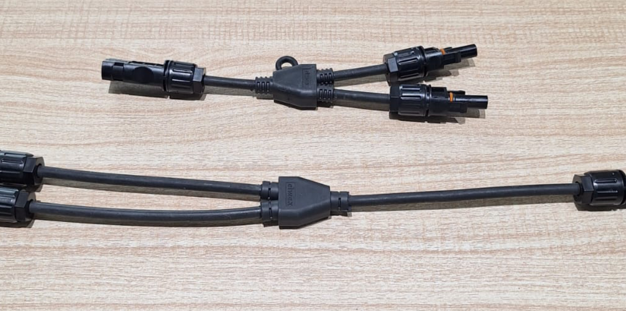 MC4 Y Connector